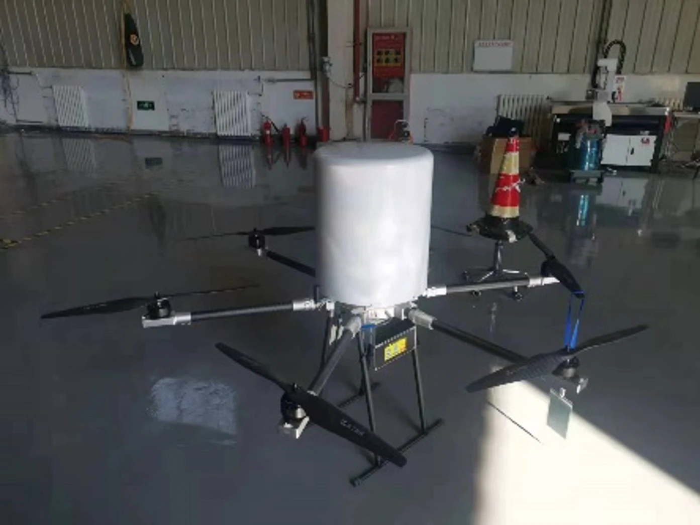 旋翼无人机中继通信